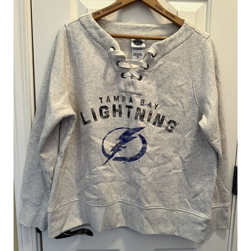 Tampa Bay Lightning NHL Hockey Jersey Sweatshirt Womens Medium 8/10  Lace‎ Up